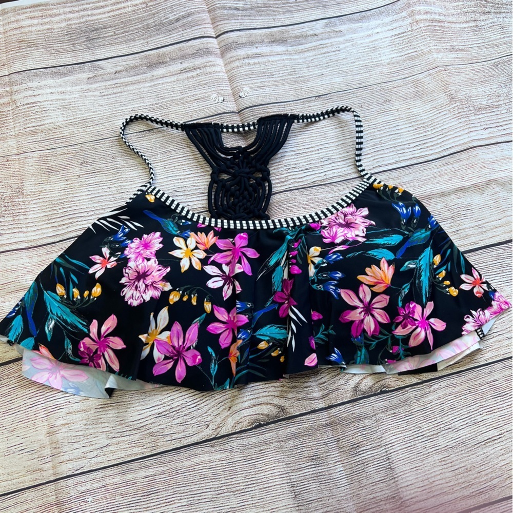 Floral High Neck Swim Top D/DD